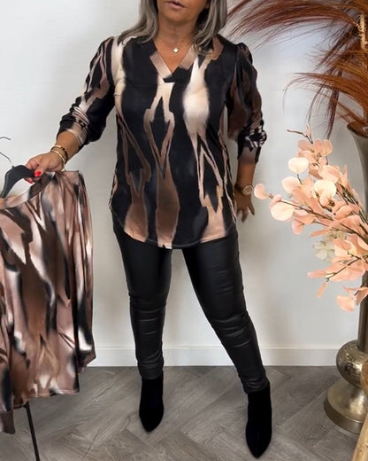 Regina - Bluse mit kontrastierenden Kragen und Revers