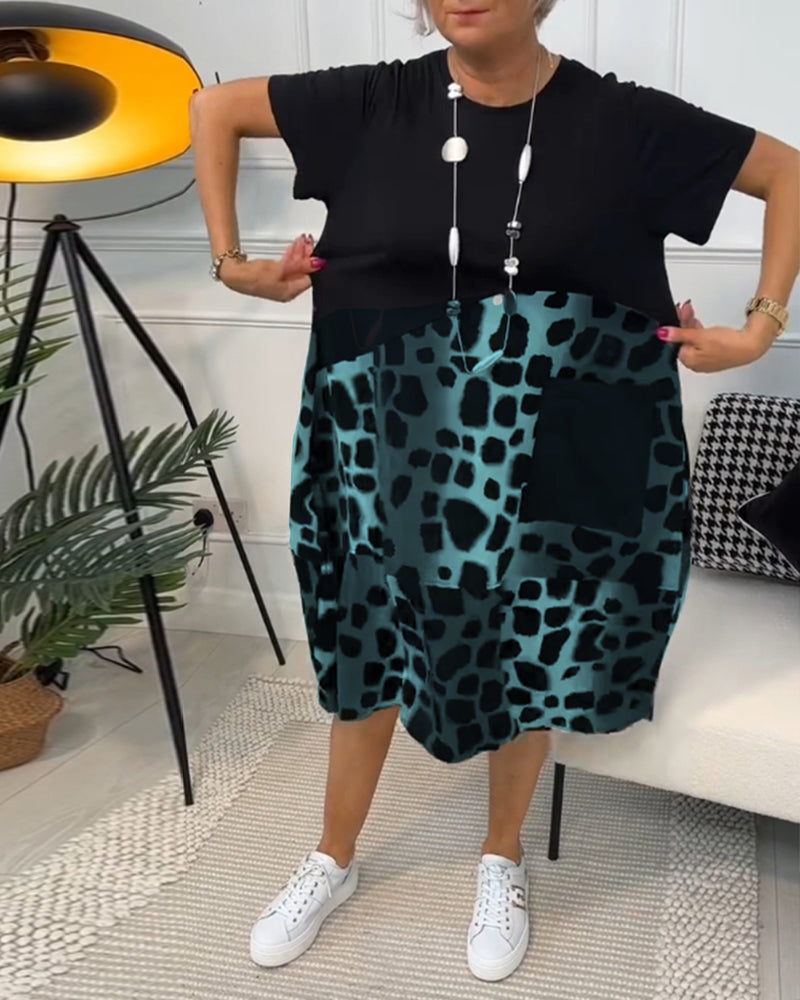 Yvonne - Schwarzes Patchwork-Kleid mit rundem Halsausschnitt