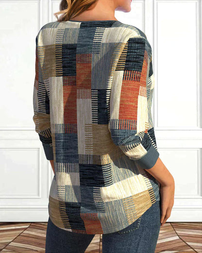 Oberteil mit geometrischem Aufdruck