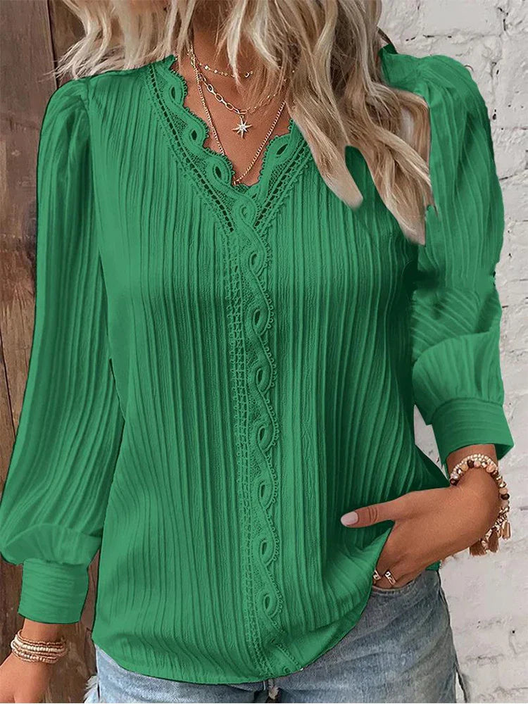 Emma | Bluse mit Spitzendetails aus Chiffon