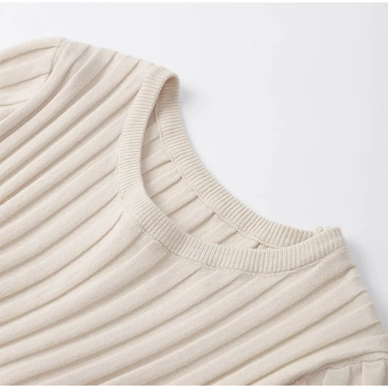 Angela | Einfarbiges Strick-Maxikleid