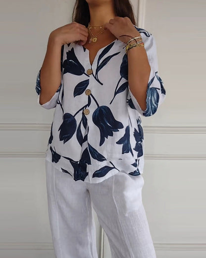 Loree - Geblümte Bluse mit Knöpfen